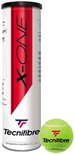 Koker met "X-ONE" logo en een gele tennisbal met "Tecnifibre" logo.