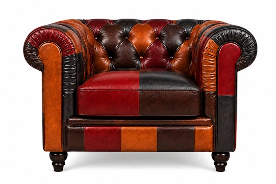 Veelkleurige patchwork Chesterfield fauteuil van leer, met diepe knopen en ronde armleuningen.