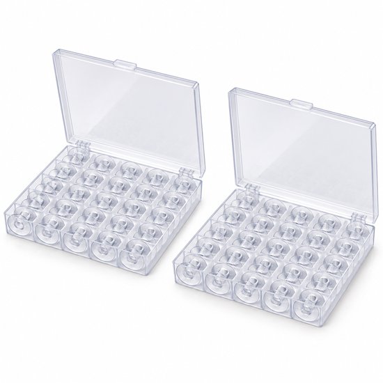 Doosjes met 2×25 naaimachine spoeltjes