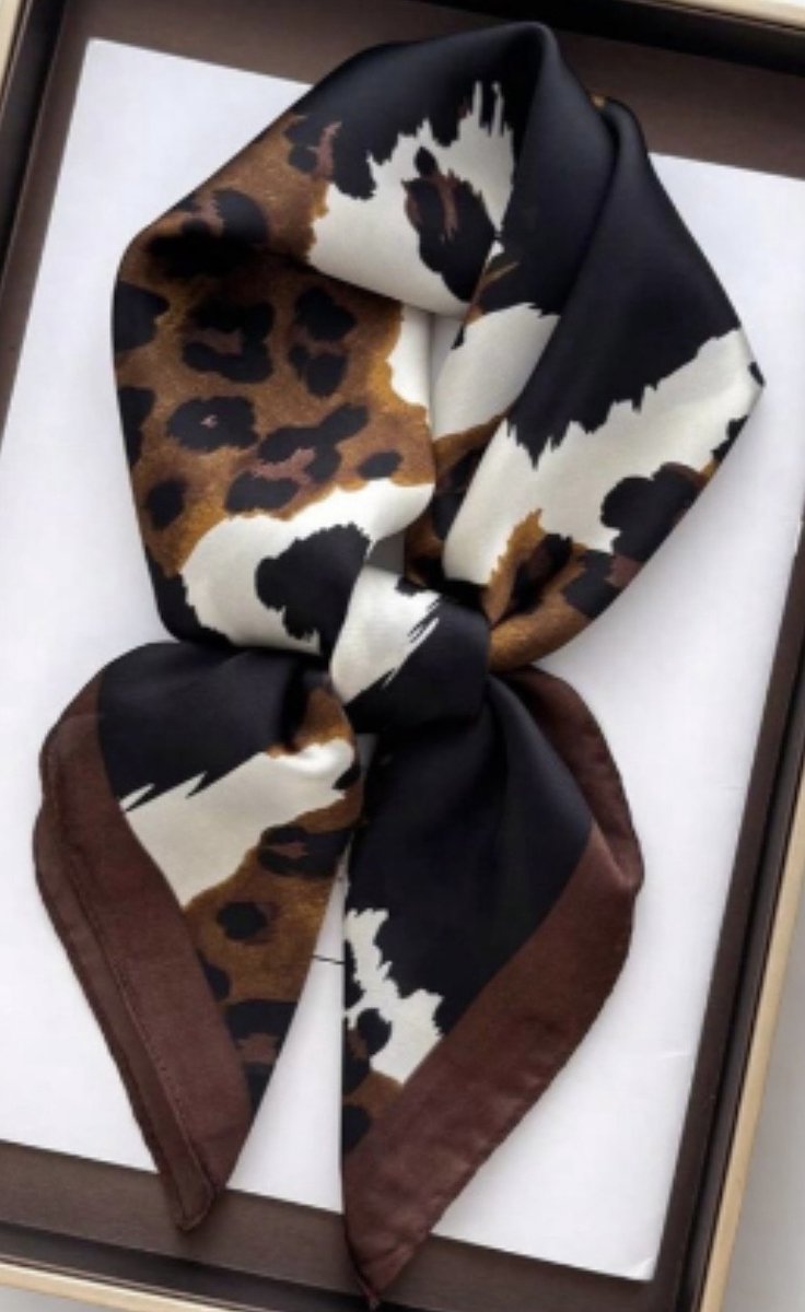 Haaraccessoires - haarbandje - haarband - Sjaaltje met print - bandana met print - haarband - sjaaltje meerkleurig - bandana - vierkant sjaaltje met print - bandana sjaaltje - sjaaltje voor dames hals - sjaaltje voor aan tas - sjaal - sjaaltje