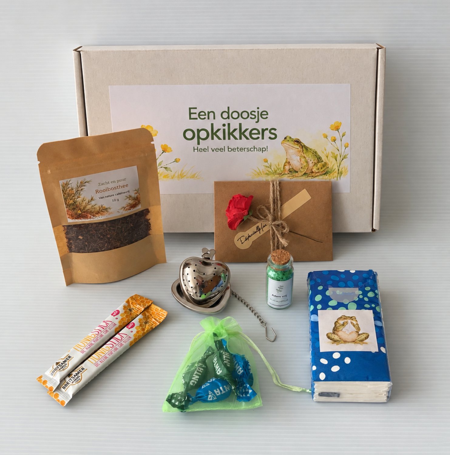 Een doosje opkikkers – Beterschap cadeau – Brievenbus cadeaupakket met thee, honing en verwenproducten