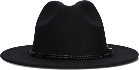 Zwarte Guess fedora hoed van vilt met een gevlochten band en decoratief detail.