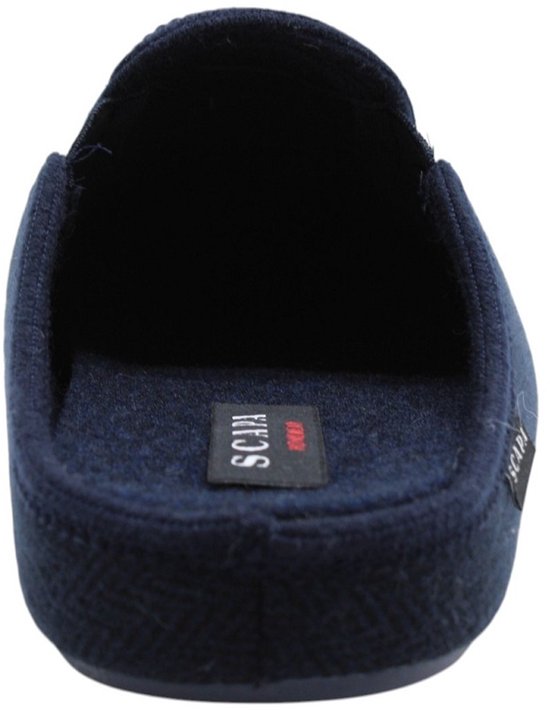 Achterkant van een donkerblauwe Scapa pantoffel met visgraatpatroon.