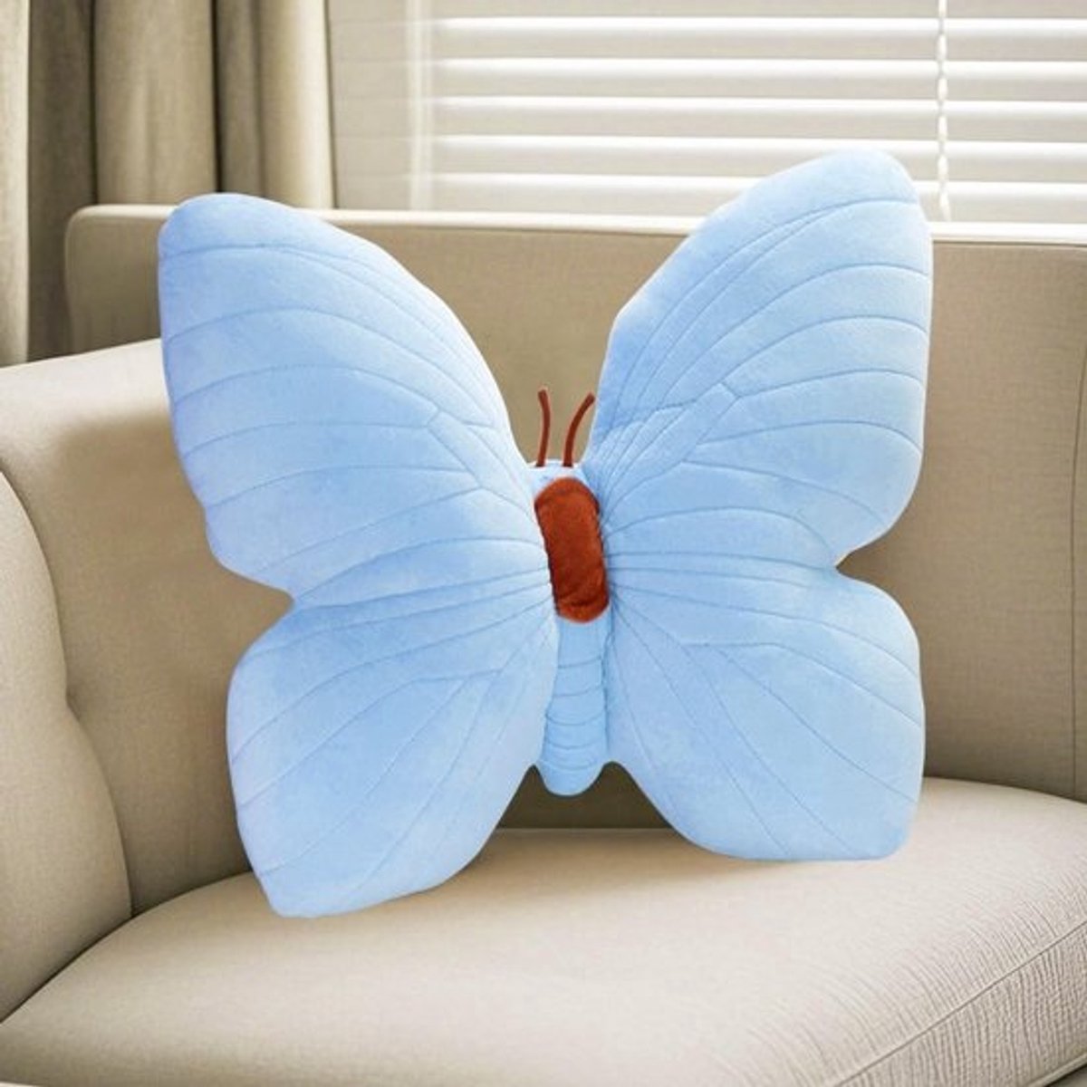 Dailygoods - Gohytal Vlinderkussen, vlindervormig sierkussen, pluche kussen, knuffelkussen, pluche kussen, sierkussen, pluche, zacht decoratief knuffelkussen voor kinderen, voor woonkamer, blauw