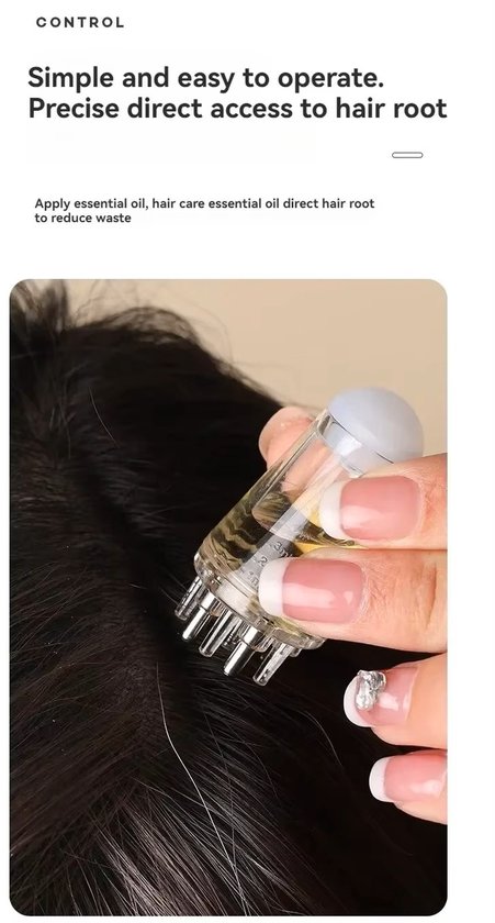 Hand die transparante applicator met 6 metalen puntjes op een donker haar aanbrengt.