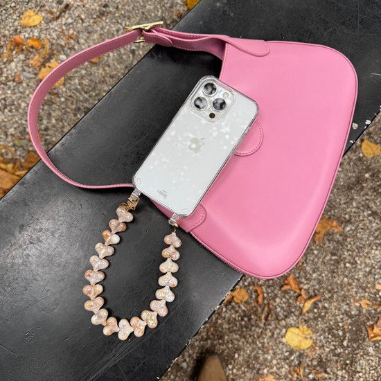 xoxo Wildhearts telefoonkoord - Funky Hearts Charm Cord (Champagne Pearl) - Geschikt voor iPhone - Geschikt voor Samsung - Universeel Phone Cord - Telefoonketting - Bedeltje voor telefoon - Telefoonhanger - Ketting met hartjes - Champagne