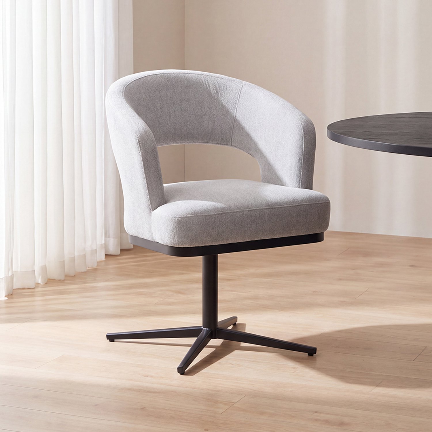 LABEL51 Monaco Eetkamerstoel - Naturel - Stof - Zwart Metaal - Stoel - Eetkamerfauteuil