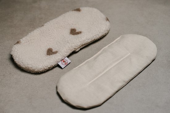 Loeiwarm Joep - Lijnzaadkussen Baby - Handgemaakt in Nederland - Pittenzak - Warmtekussen baby- Wasbare Hoes - Hartjes - Teddy Stof — afbeelding 4