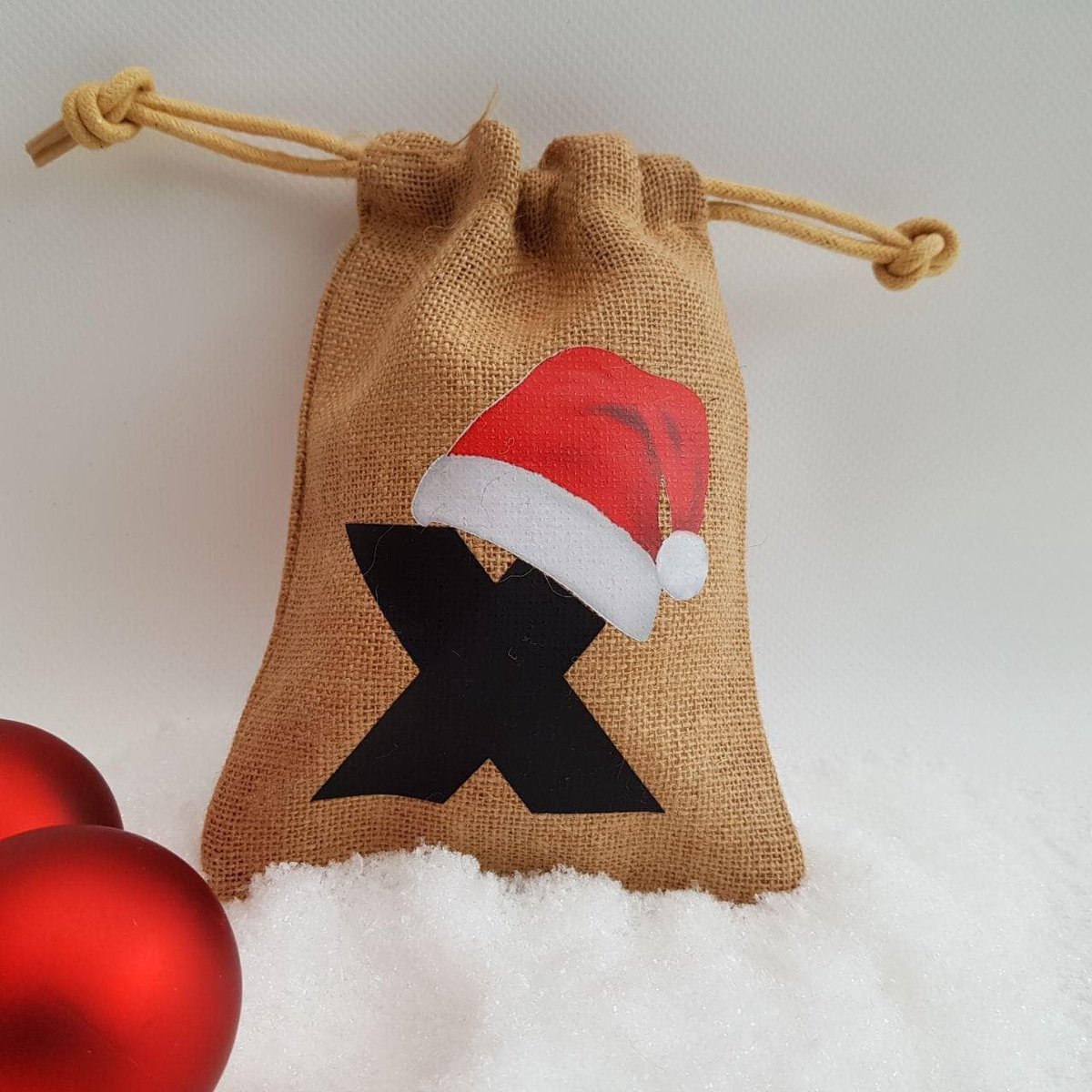 Jute kerst zakje - letter X - cadeauzakje, snoepjes, vullen, kerst, christmas, kerstmis, xmas, x-mas