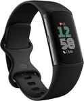 Zwarte Fitbit Charge 6 activity tracker met een helder scherm dat 12:58 weergeeft.