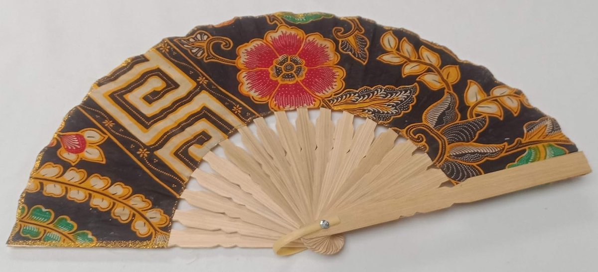 Ventilator, handgemaakt, batik + bamboe, opvouwbaar, 23 cm/43 cm (zwart)