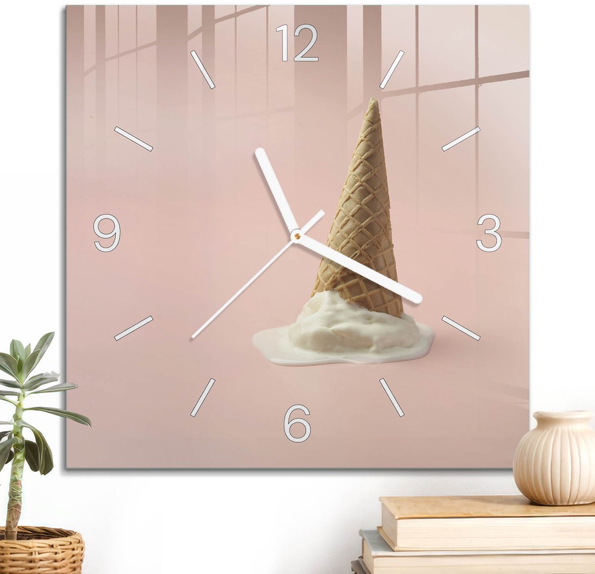 ArtPrintCave Roze Glazen Klok - 30x30 cm - Wandklok Vierkant - Ijshoorntje Stille Wandklok - Achtergronden En Patronen Wandklok Keuken - Witte Klokwijzers