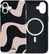 xoxo Wildhearts siliconen hoesje geschikt voor iPhone 17 MagSafe hoesje - Ride With Me - Double Layer - Magnetisch telefoonhoesje - Magneet case - Backcover met dubbele beschermlaag - Golvenprint - Golvend patroon - golven - Beige / Zwart