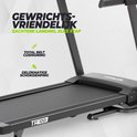 Close-up van het zwarte loopvlak van de VirtuFit TR100i met focus op schokdemping en comfort.
