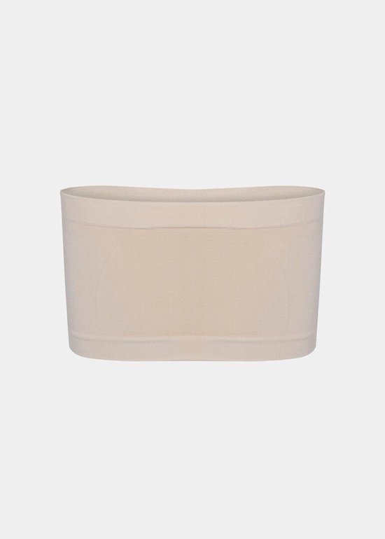 Achterkant van een beige, naadloze bandeau-bh.