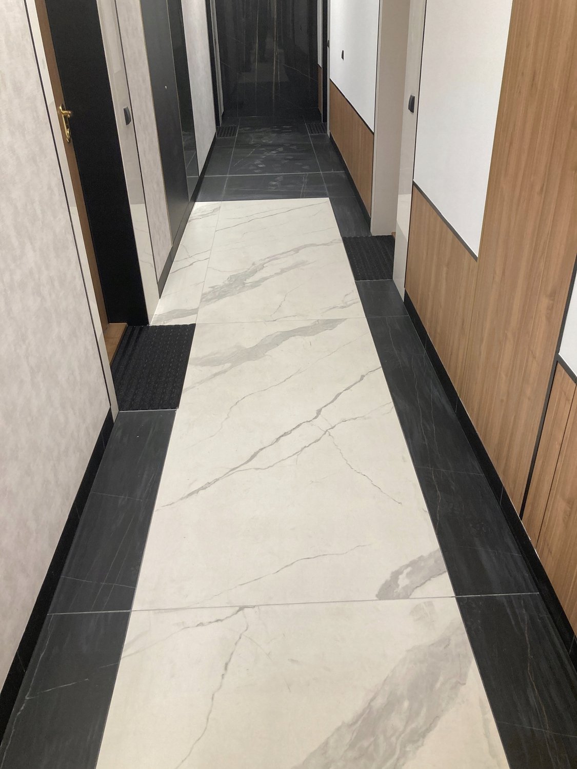 Polentex Entree Mat met Borstel 60x40 cm - Duurzaam en Stijlvol