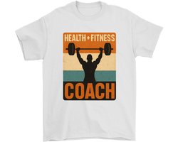 Fitness Coach Shirt – HEALTH + FITNESS – Sport Outfit – Unisex T-Shirt voor Dames & Heren – Motivatie Cadeau