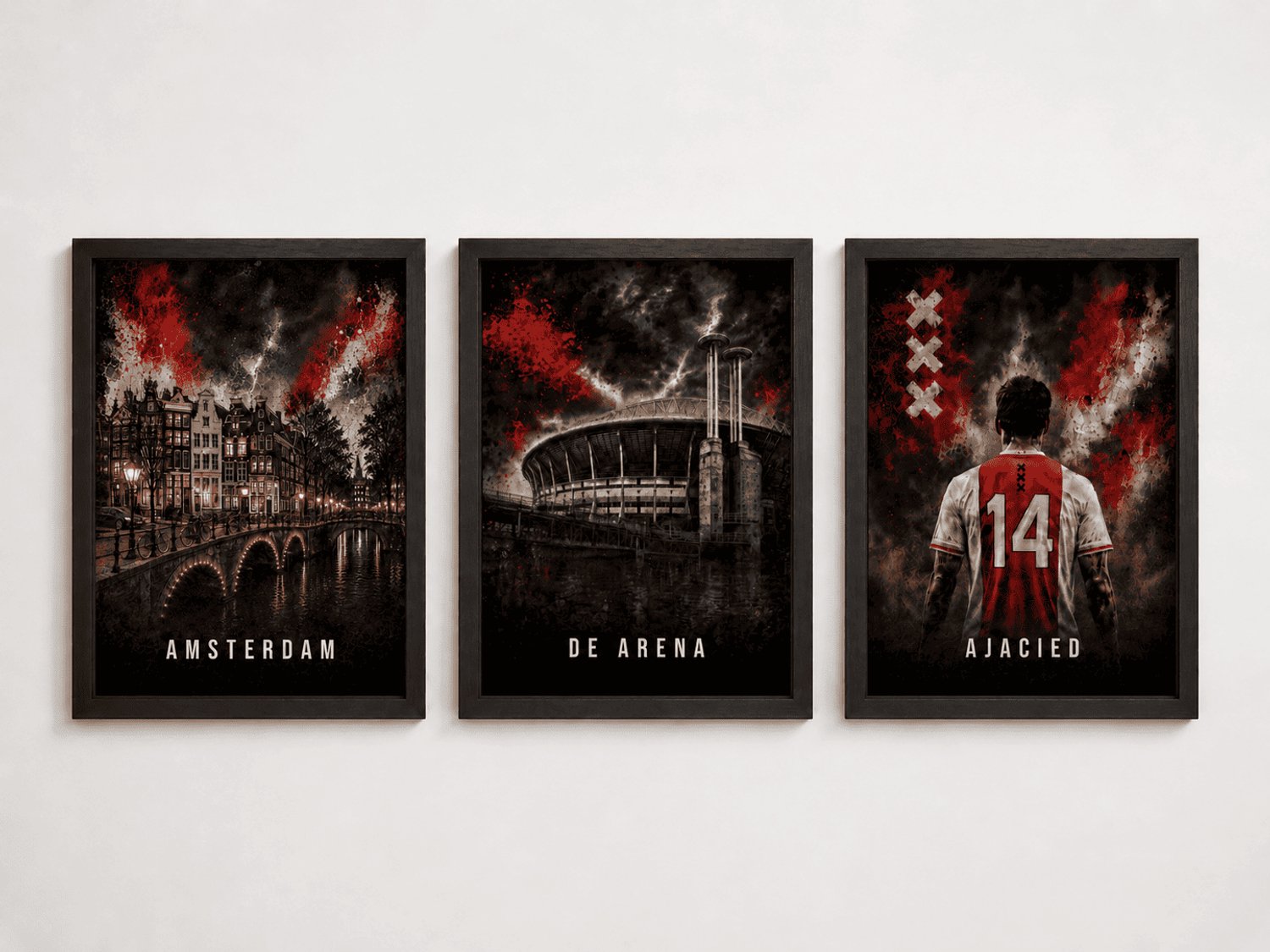Joshimo Ajax Drieluik | Posterset Amsterdam, De Arena en Ajacied | Voetbal Wanddecoratie | Inclusief 3 Zwarte A4 Lijsten