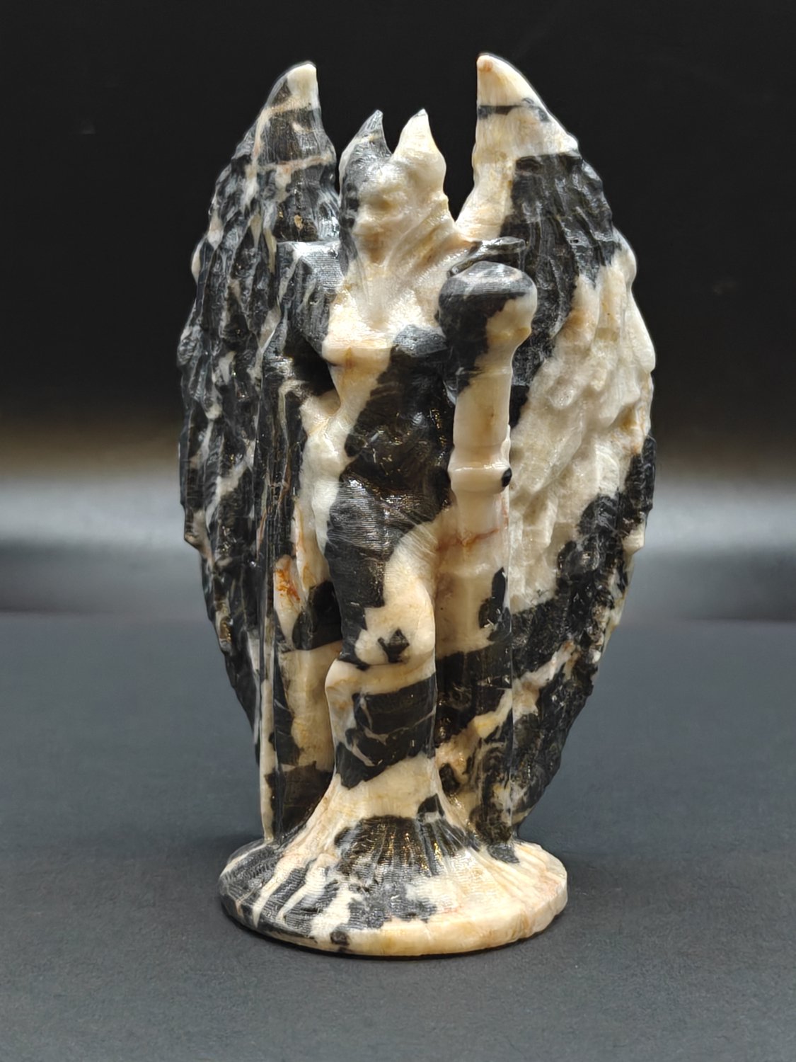 Edelstenen figuur Hecate - Zebra Marmer