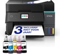 Zwarte Epson EcoTank printer met vijf inktflessen; papier toont tekst: 3 jaar inkt inbegrepen.