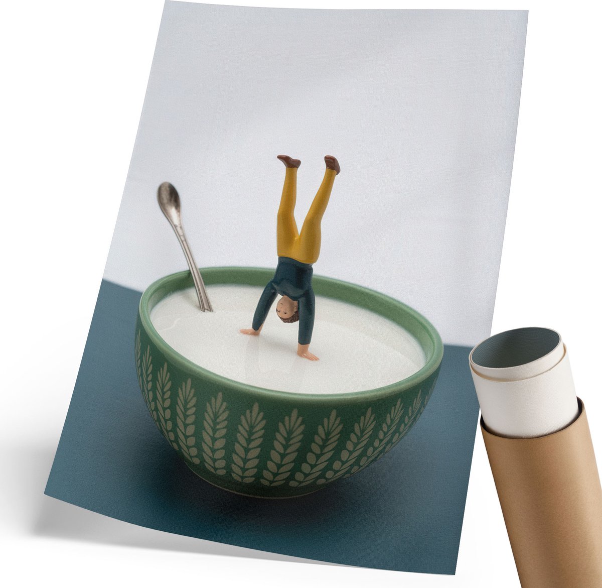 Coloray Polycanvas Poster - Figuurtje Op Melk, Illustratie - 210 x 297 mm - Wit Illustratie - Rechthoek - Muurdecoratie - Woonkamer, Slaapkamer, Kantoor - Humoristisch