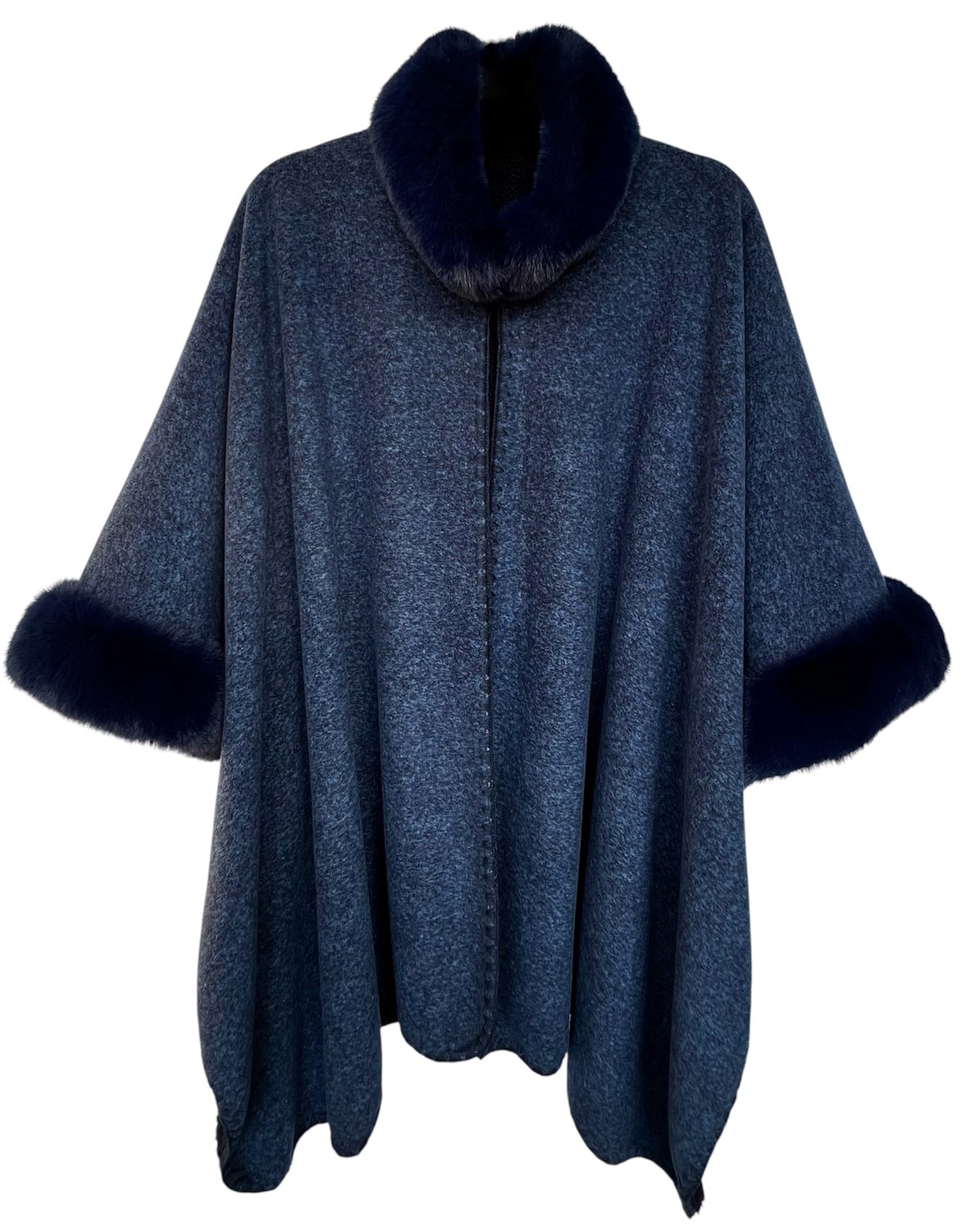 Alpaca D'Luxe Cape - Hypoallergeen - Blauw - Duurzaam - Gemaakt van Alpaca Wol - Luxe Cadeau - Elegant - Dames Cape - Heren Cape - Mantel - Alpaca - Dameskleding - Herenkleding - Poncho's Dames - Poncho's Heren - Comfortabel - Zacht en van Kwaliteit