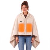 Beige fleece poncho met capuchon, aan de voorkant een zwart knopje en oranje verwarmingszones.