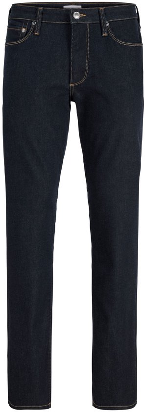 Donkerblauwe jeans met vijf zakken, een metalen knoopsluiting en contrasterende stiksels.