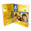 Bromfiets theorieboek met afbeeldingen van jongeren op bromfietsen en een rijbewijs.