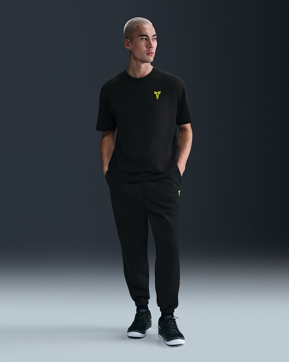 Nike Kobe Bryant Trainingsbroek - Trainingsbroek - Maat L - Zwart - Sportswear - Basketbal - Heren Trainingsbroek voor Mannen