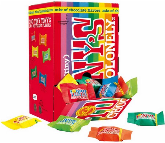 Kleurrijke doos Tony's Chocolonely met 100 individueel verpakte chocolaatjes in diverse smaken.