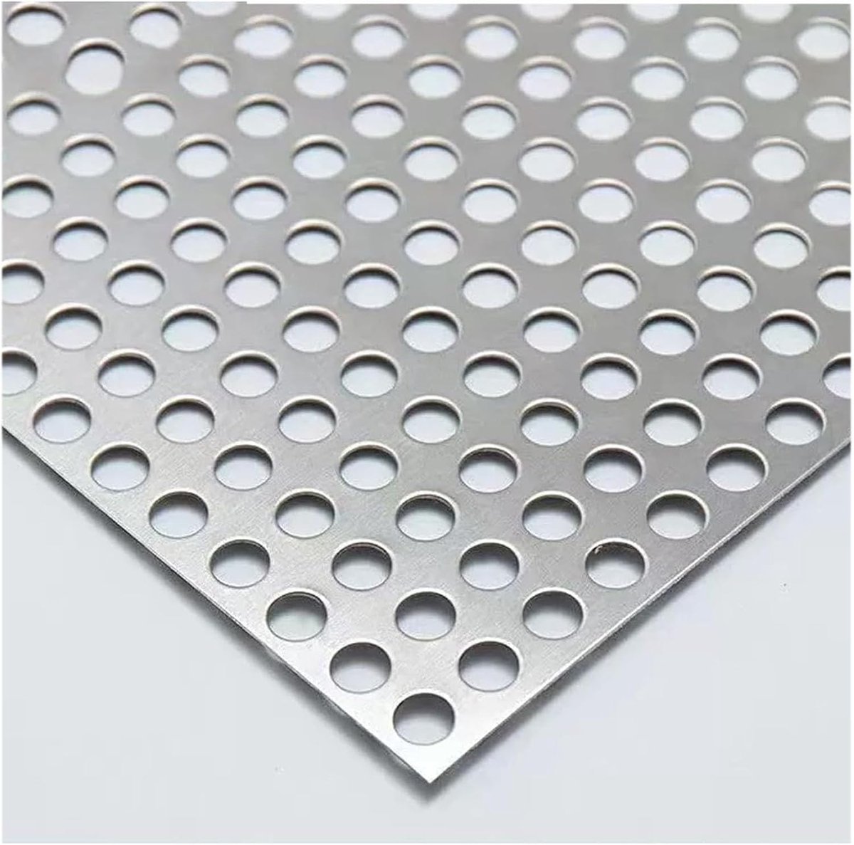 Geperforeerde Plaat - Roestvrij Staal Gaas - Bescherming en Decoratie - Duurzaam 304 Materiaal - 110x37 cm - Zilver