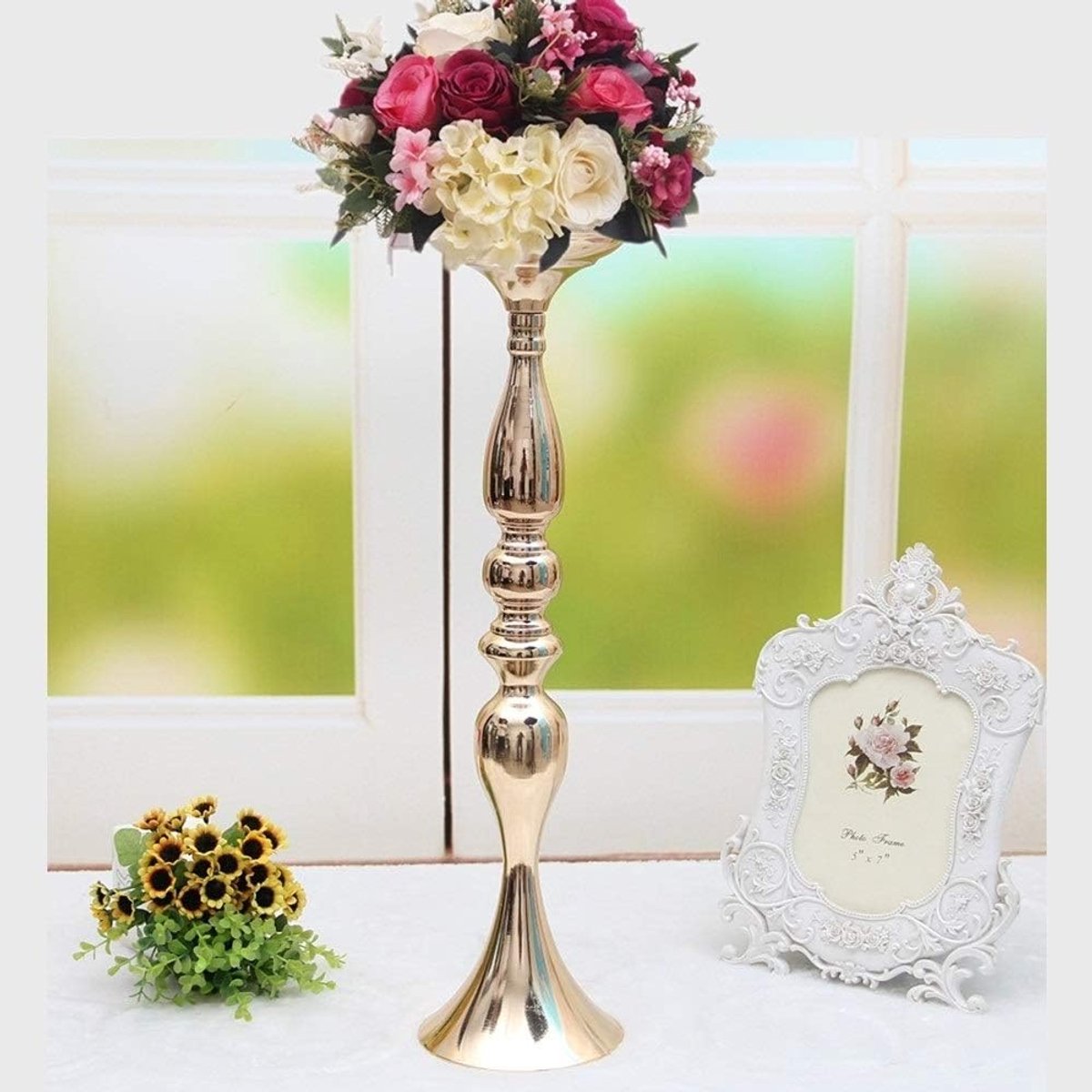 Decoratieve Kandelaar - Smeedijzeren standaard - Woondecoratie - Handgemaakt metaal - 35cm hoog - Zwart