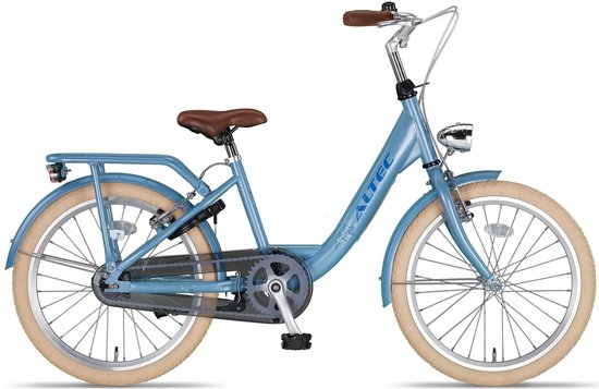 Lichtblauwe Altec meisjesfiets met bruin zadel en handvatten, achterdrager en 20 inch crème banden.