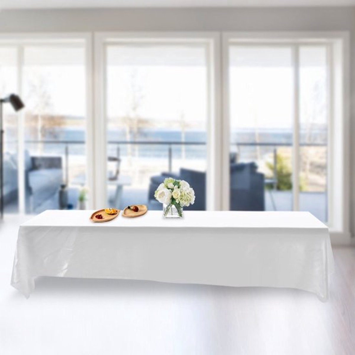 - Polyester Tafelkleed - Morsbestendig - Wit - Tafelkleed - Perfect voor Bruiloften en Feesten - Effen Design