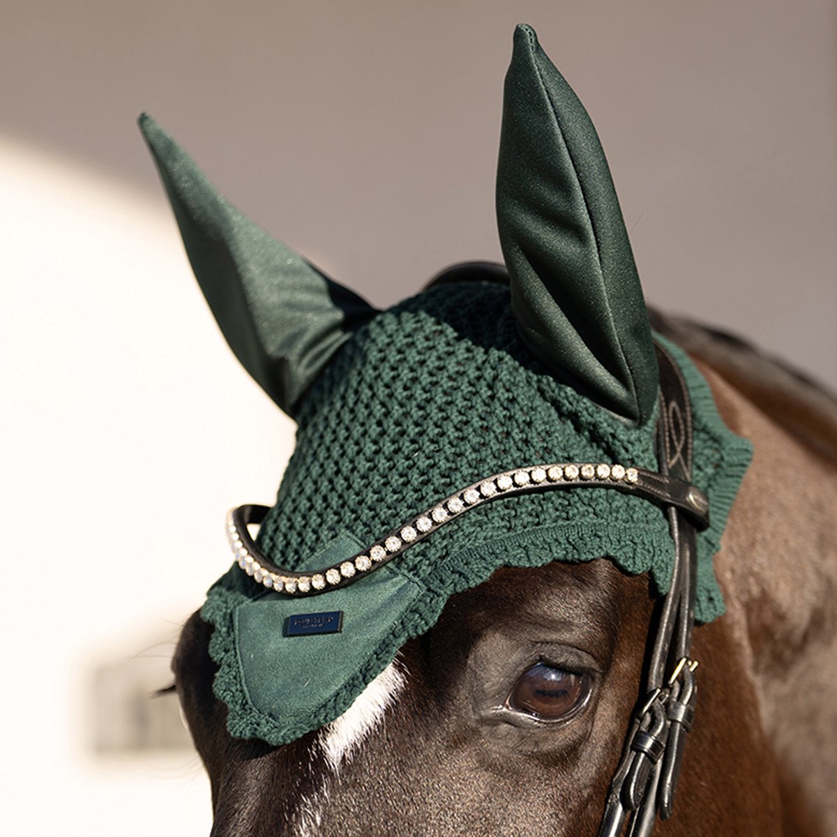 Equestrian Stockholm Oornetje Equestrian Stockholm Velvet Sycamore Green Donkergroen