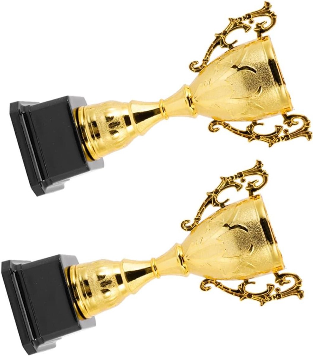 Gouden Trofee Bekers - Prijzen Bekers - Feest Vieren - Creatief Speelbeeldje - 21x11x7.4cm - Goud