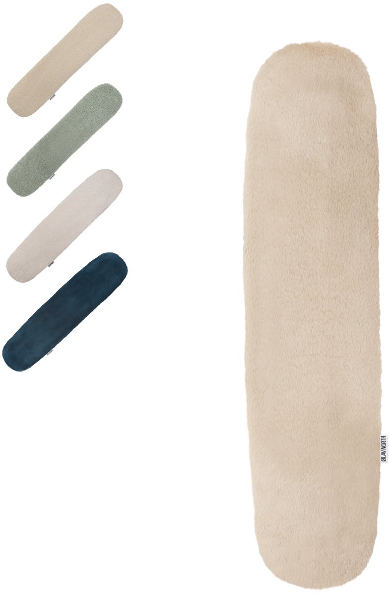 Ølav North – Warmtekussen met Nordic Fur hoes - Incl. Geschenkverpakking - OEKO-TEX® - Pittenzak magnetron & vriezer - Lang Pittenkussen 65 x 15 cm - Sand Beige - Cadeau voor haar, vrouw, vriendin