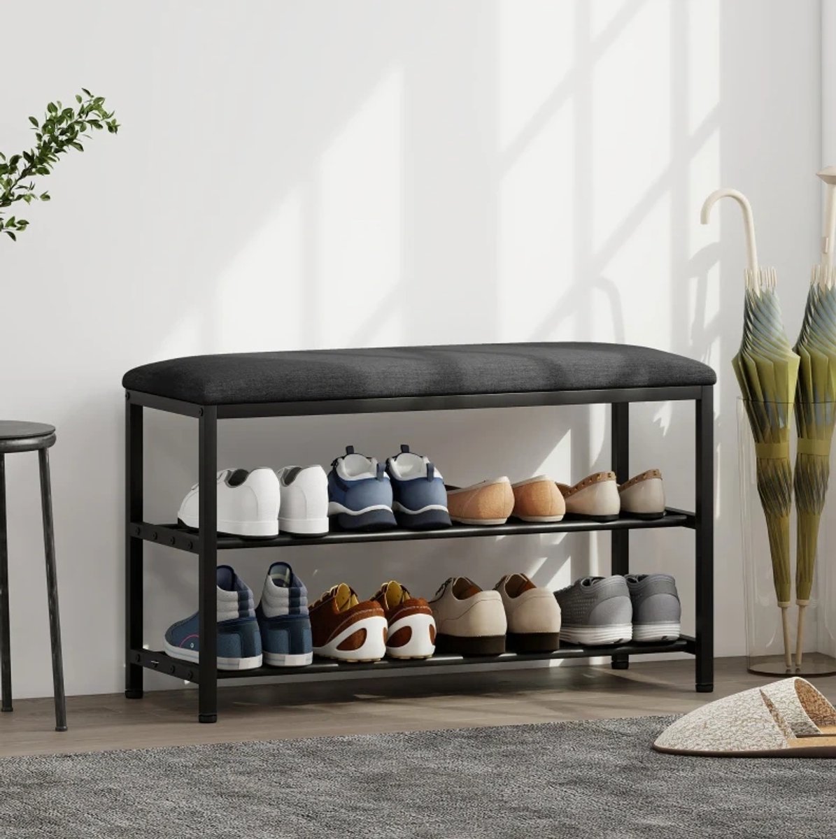 Schoenenbank – 81 x 31 x 50 cm – Metaal en Linnen – Zwart – Met Zitkussen en 2 Open Schoenenrekken