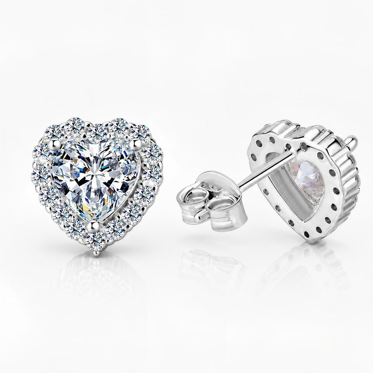 Gold Pulse - Dames Oorbellen – 925 Sterling Zilver – Hartvormige Moissaniet Oorknopjes – Zilverkleurig