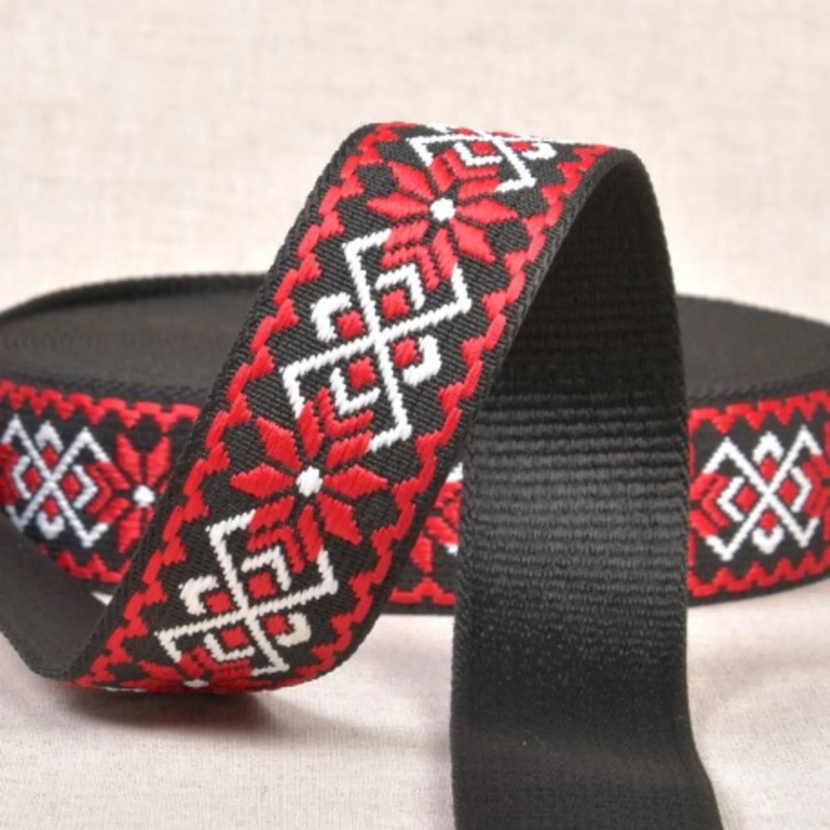 Stephanoise etnisch Tassenband bloem 38mm rood/zwart