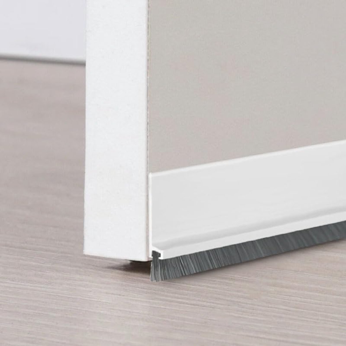 SnelShoppen - Deur Sealing Tape 100 cm, Zelfklevend, Deurafsluiting, Borstelafsluiting, Op Maat Te Snijden, Voor Binnen en Buiten, Stofdicht, Koubeste