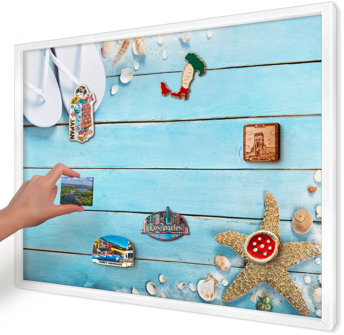 Artprintcave Blauw Magneetbord mit Witte Lijst - 70x50 cm - Vakantierust Magneetbord Voor Foto's - Fotografisch Magnetisch Bord Voor Magneten - Landschappen