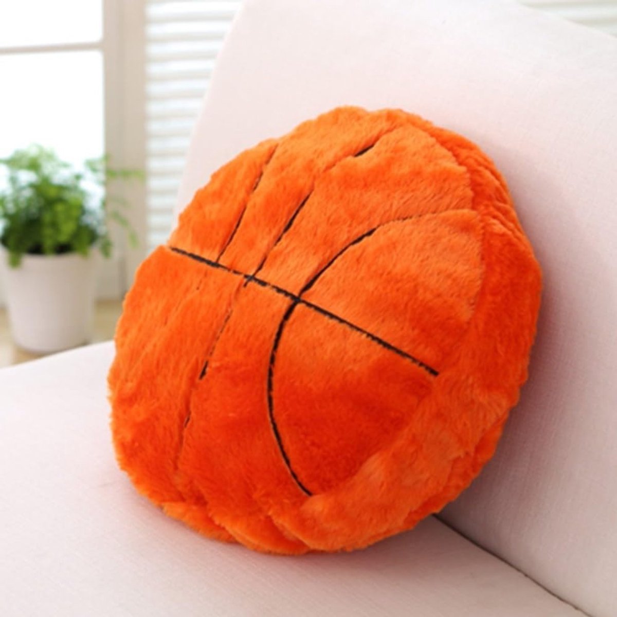 Zachte en Duurzame Pluche Kussen voor Sportliefhebbers, 35cm Voetbal en Basketbal Decoratie, Perfecte Cadeau voor de Bank en Speelkamer