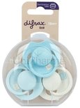 Verpakking met drie Difrax LOVI fopspenen (18m+), twee lichtblauw en één crème, in een ronde, doorzichtige bewaardoos.