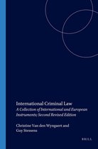 Couverture de livre : International Criminal Law, par Christine Van den Wyngaert et Guy Stessens. Fond bleu foncé à cercles.