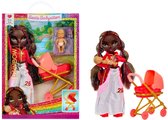 Doos van Rainbow High Jr. High Bestie Babysitters met pop Iris Bow, babypop, kinderwagen en accessoires.
