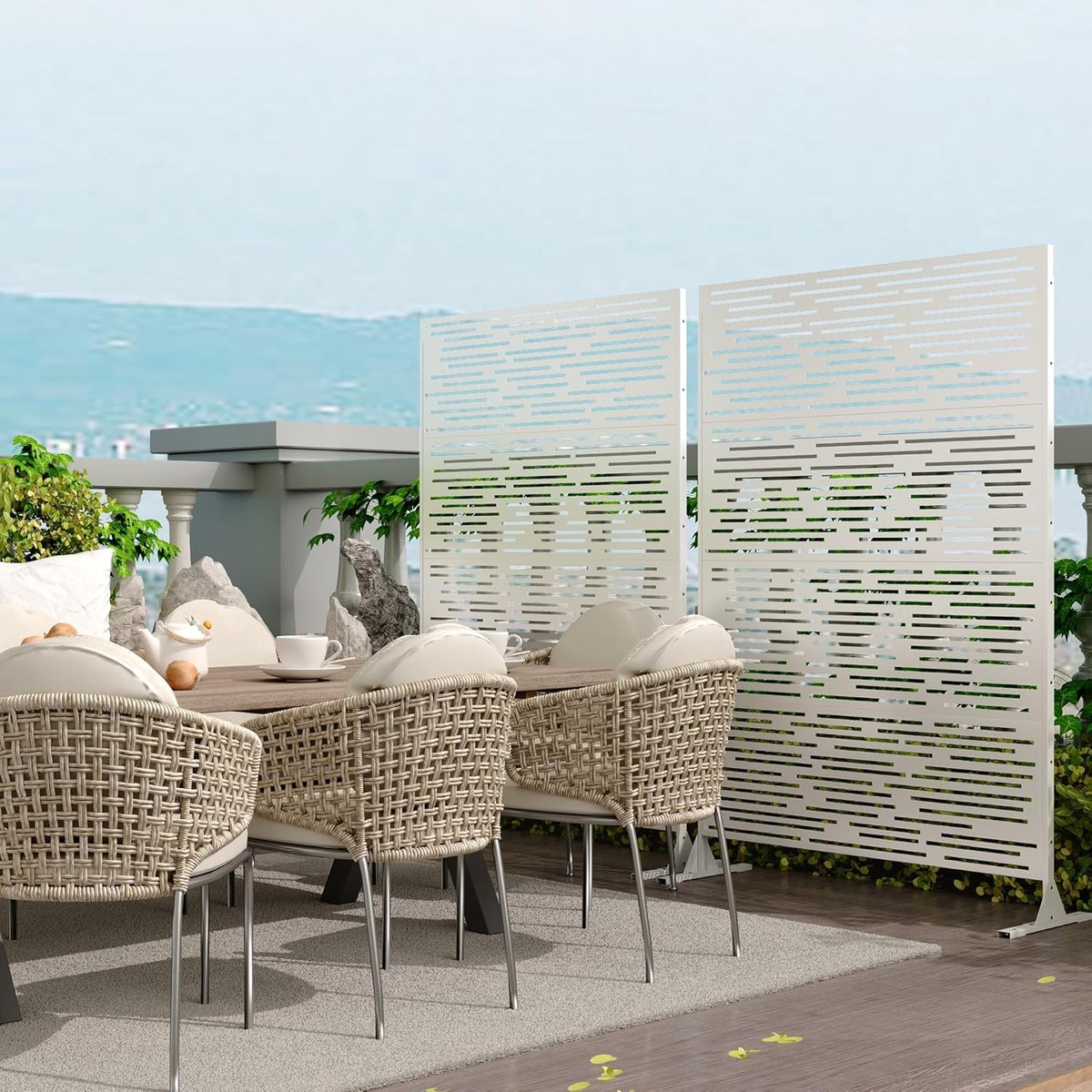 2-delig metalen privacyscherm – voor tuin en terras – Vrijstaand decoratief scheidingshek met standaard – Roestbestendig paneel – 180 x 117 cm – Wit