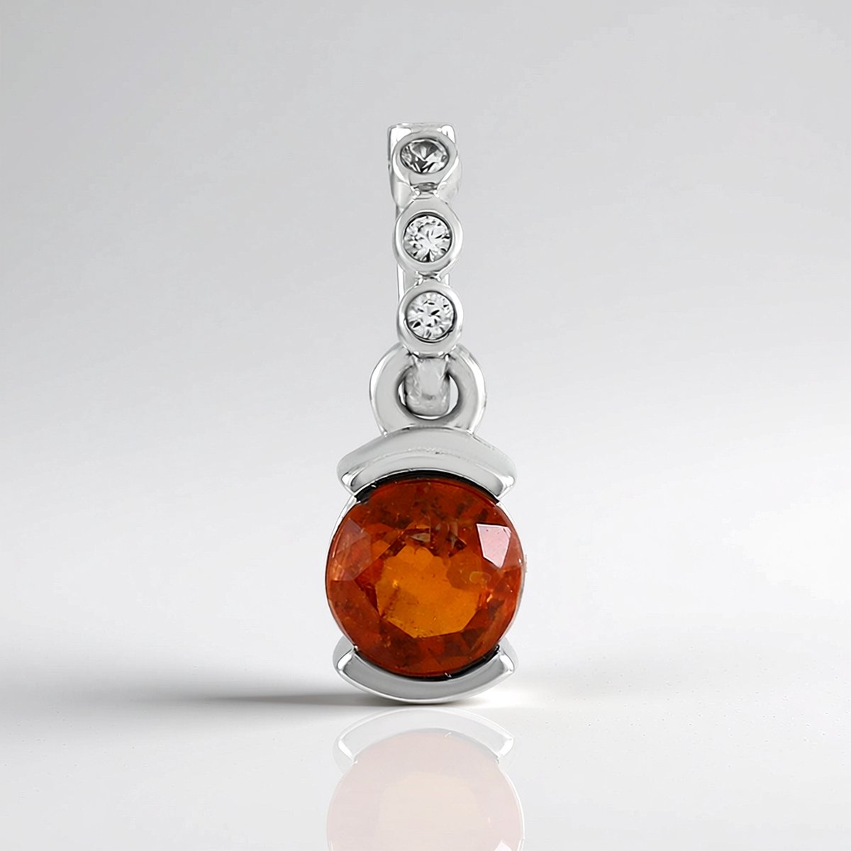 Cavill - Zilveren hanger met oranje kyaniet 0,615 ct - 925 sterling zilver gerhodineerd - Zirkonen accent - Modern, kleurrijk en elegant