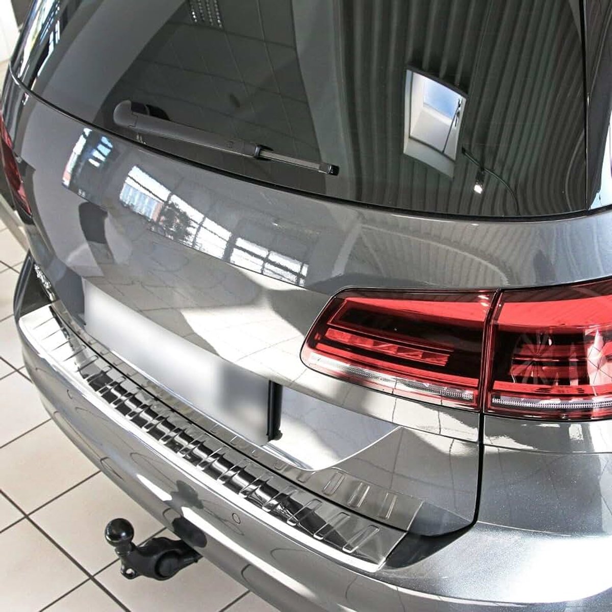Bumperbescherming roestvrij staal, chroom, compatibel met VW Golf Sportsvan, vanaf 2014, met schuine rand, premium kwaliteit van RECAMBO